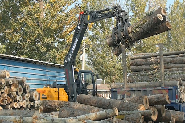 轮式挖掘机抓木机