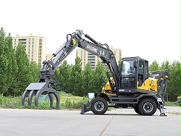 从 1 台到 5 台：宝鼎抓木机用实力赢得客户持续信任