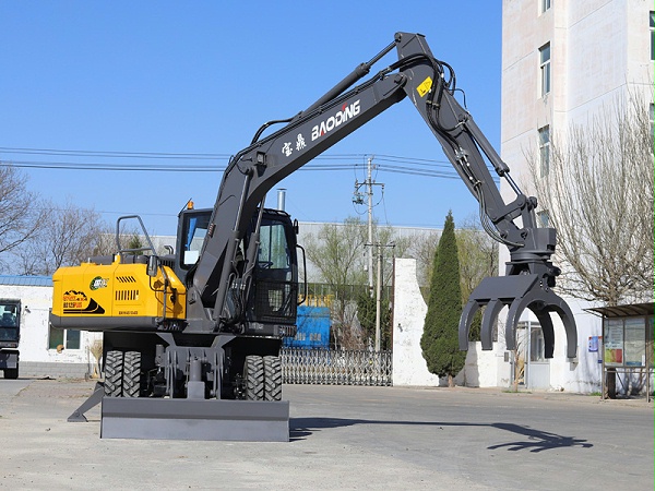 宝鼎125PLUS轮式抓木机