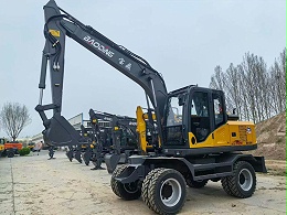 宝鼎125轮式挖掘机：跨越山海，出发大洋洲