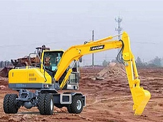宝鼎小型轮式挖掘机型号