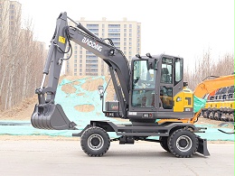 挖掘机行业的选择：租赁还是购买