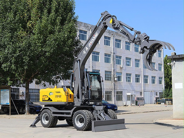 宝鼎120S轮式抓木机