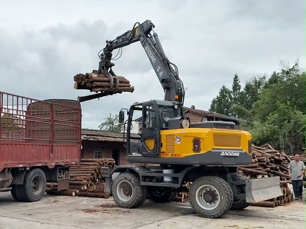 宝鼎125plus抓木机