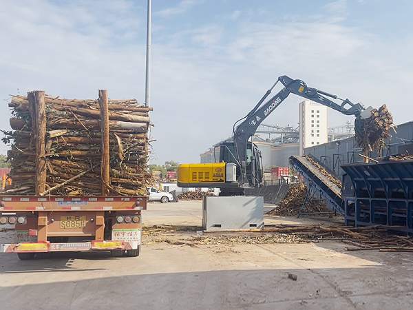 宝鼎95固定式抓木机