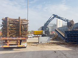 宝鼎95固定式电动抓木机，木片厂好搭档