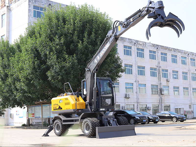 宝鼎BD105轮式抓木机