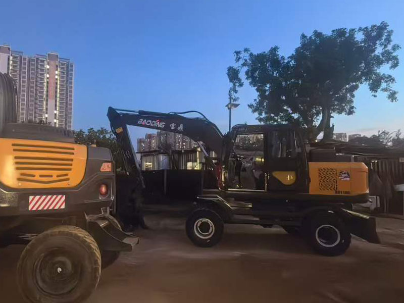 置换交付，宝鼎110G抓木机投入实地作业