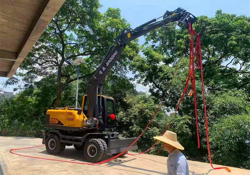 广西南宁抓木机销售交车客户